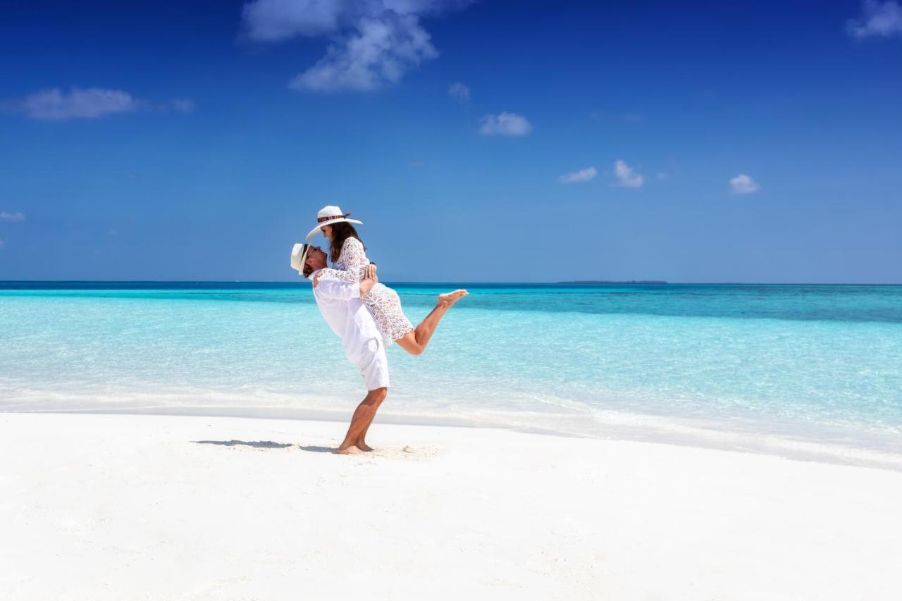 Avani Plus Fares Maldives Resort - 50 Percent Off On Seaplane Transfer For Minimum Stay Of 3 Nights And More For Stays Until 31 October 2025 Kendhoo Exterior photo