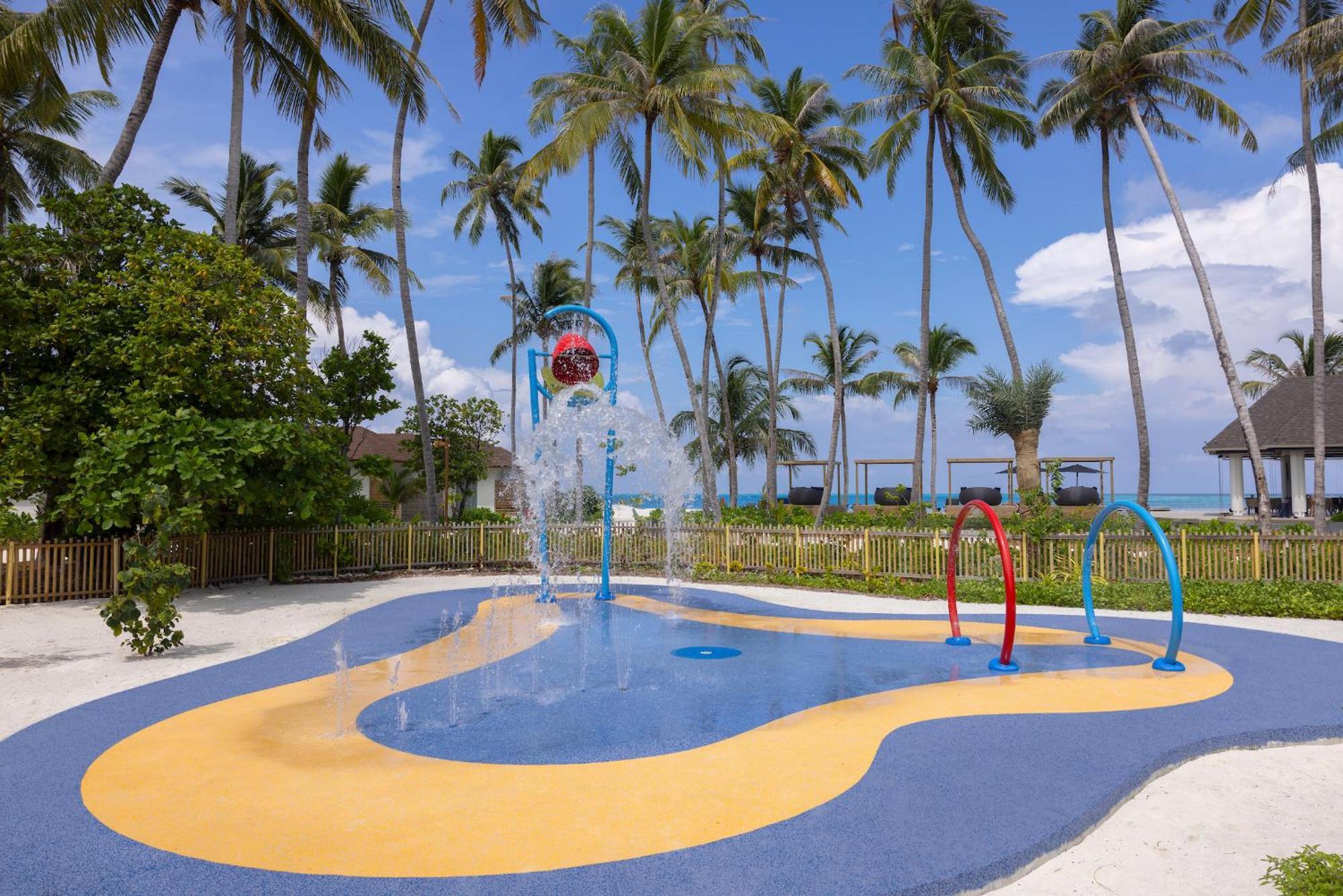 Avani Plus Fares Maldives Resort - 50 Percent Off On Seaplane Transfer For Minimum Stay Of 3 Nights And More For Stays Until 31 October 2025 Kendhoo Exterior photo