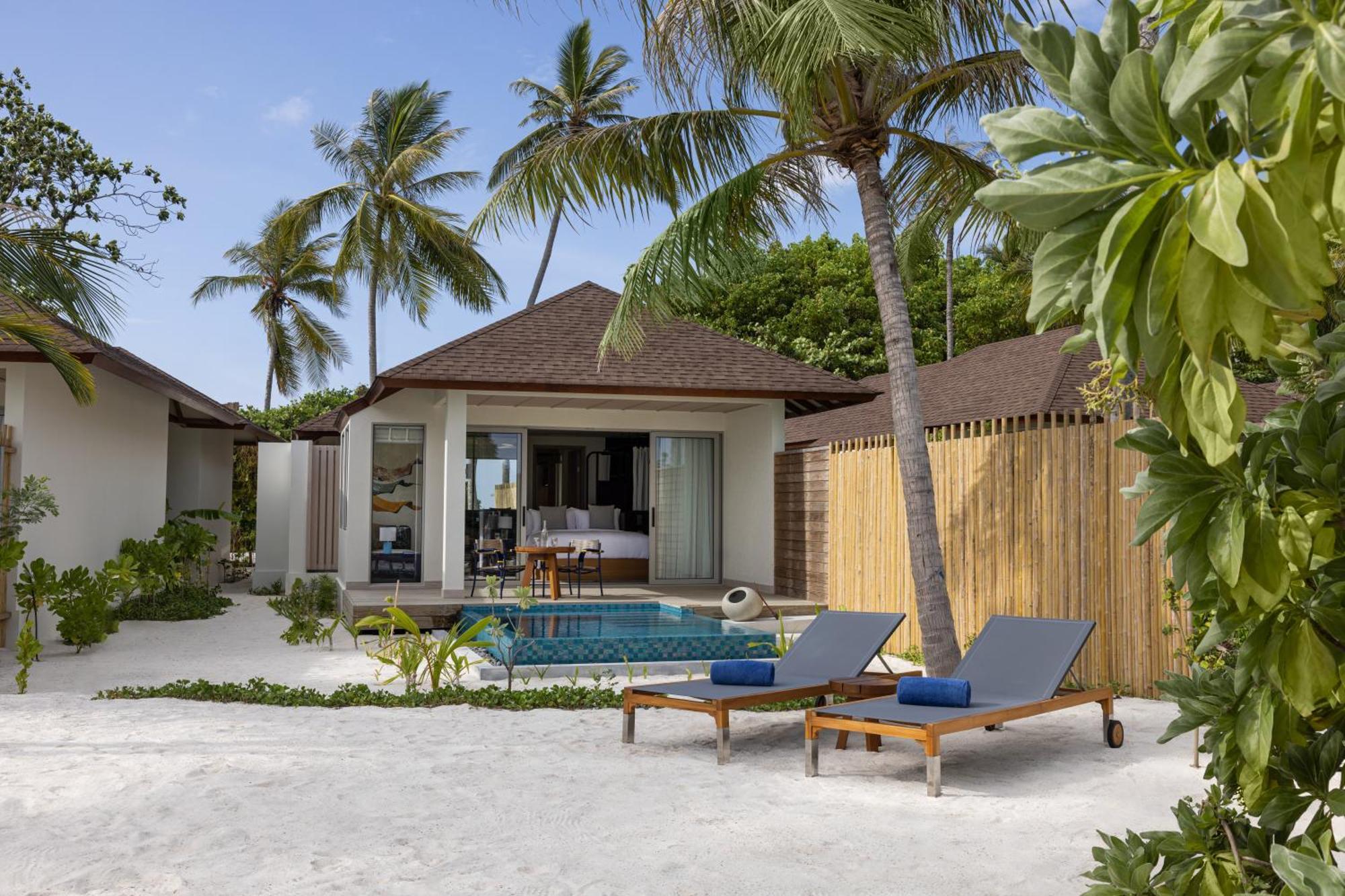 Avani Plus Fares Maldives Resort - 50 Percent Off On Seaplane Transfer For Minimum Stay Of 3 Nights And More For Stays Until 31 October 2025 Kendhoo Room photo